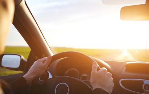 Smart Tips to Overcome Tired Eyes during Homecoming Trip